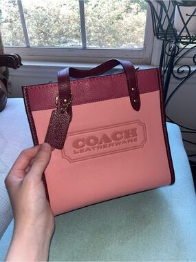 Coach Field Tote 22 Pink Leather Colorblock